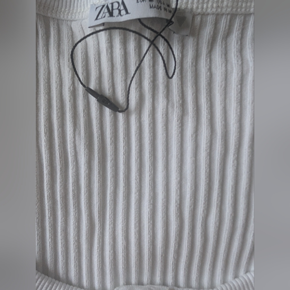 Zara White Ribbed Button-Front Women's Bodysuit - Picture 3 of 5